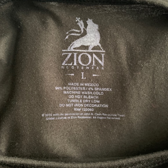 Black Johnny Cash Band Tee - Picture 3 of 3